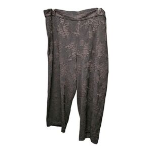 Chico's Charcoal Black Textured Cropped Pants